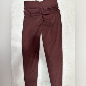 Scrunch Leggings-Shop Peachy Bunz